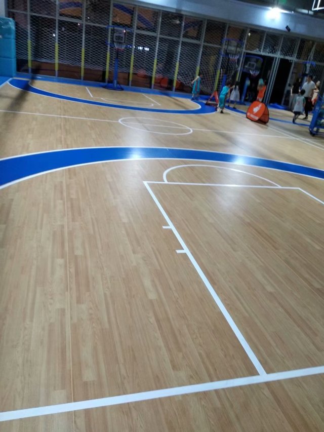 室内PVC篮球场